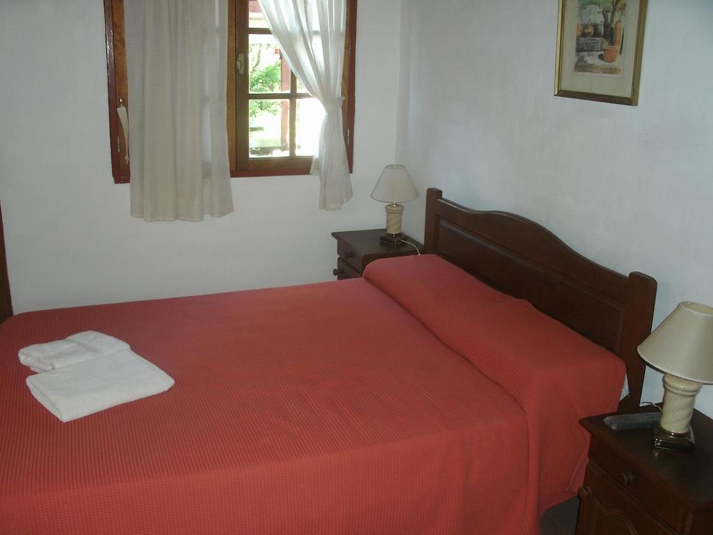 El Agora Aparthotel Villa General Belgrano Buitenkant foto