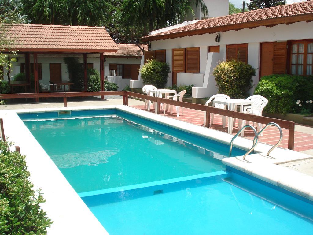 El Agora Aparthotel Villa General Belgrano Buitenkant foto